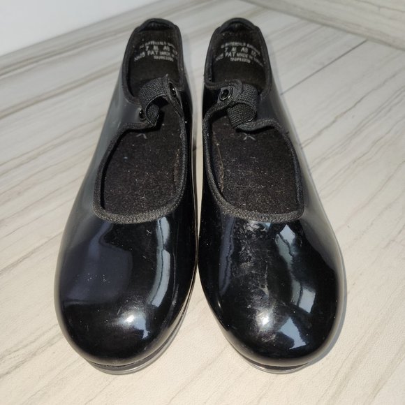 Capezio Jr. Tyette Tap Shoe for Beginners - Picture 2 of 9